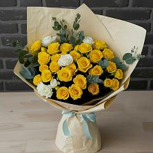 Букет цветов из:  Розы в Лебяжьем Кировской области