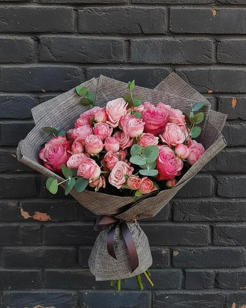 Букет цветов из: Розы в Лебяжьем Кировской области