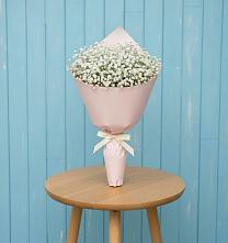 Букет цветов из:  Гипсофила в Лебяжьем Кировской области