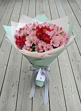 Букет цветов из:  Альстромерии в Лебяжьем Кировской области