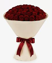 Букет 101 Бордовая роза Блэк Бакарра в Лебяжьем Кировской области