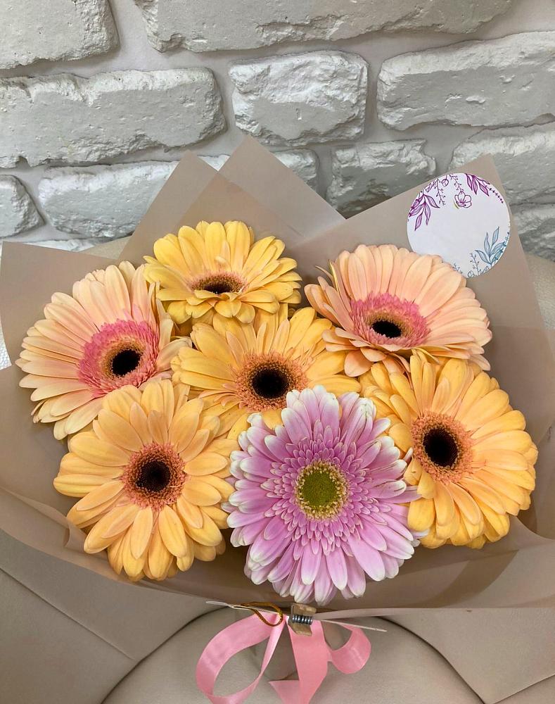 Букет цветов из: Герберы в Лебяжьем Кировской области