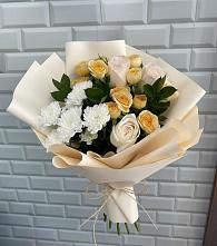 Букет цветов из:  Розы и Хризантемы в Лебяжьем Кировской области