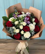 Букет цветов из:  Розы и Альстромерии в Лебяжьем Кировской области