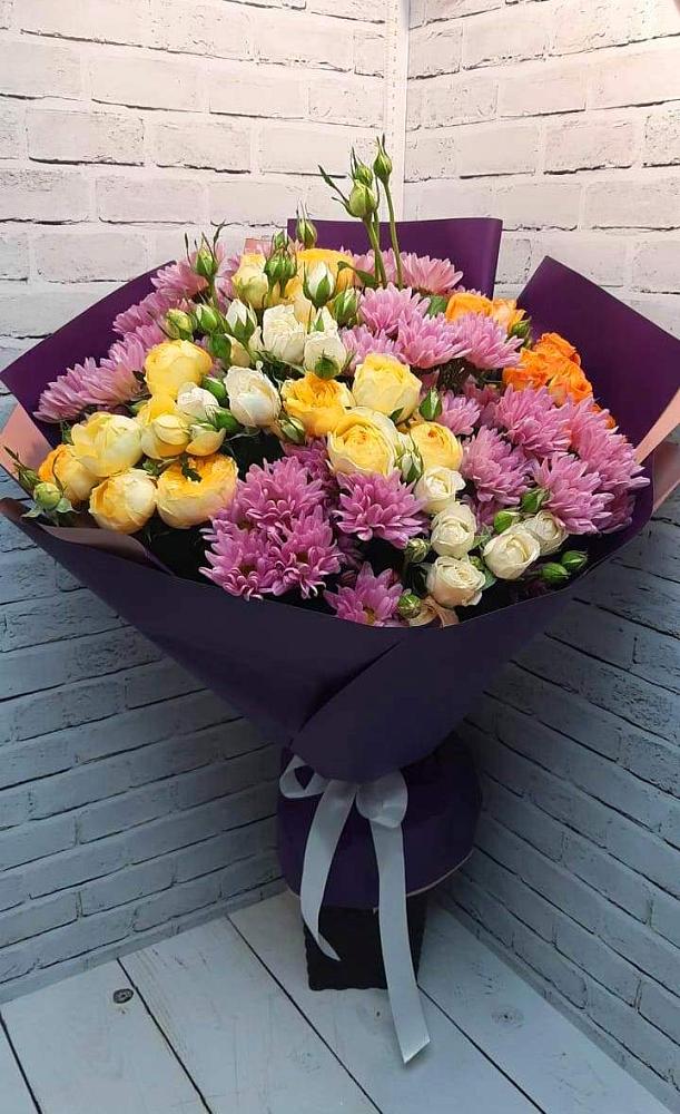 Букет цветов из: Хризантемы и Розы в Лебяжьем Кировской области