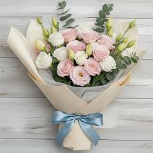 Букет цветов из:  Лизиантусы #REPLACE_PRED# Лебяжьем Кировской области