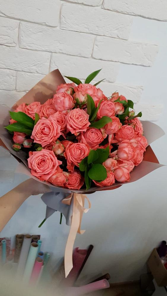 Букет цветов из: Розы в Лебяжьем Кировской области