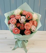 Букет цветов из:  Розы в Лебяжьем Кировской области