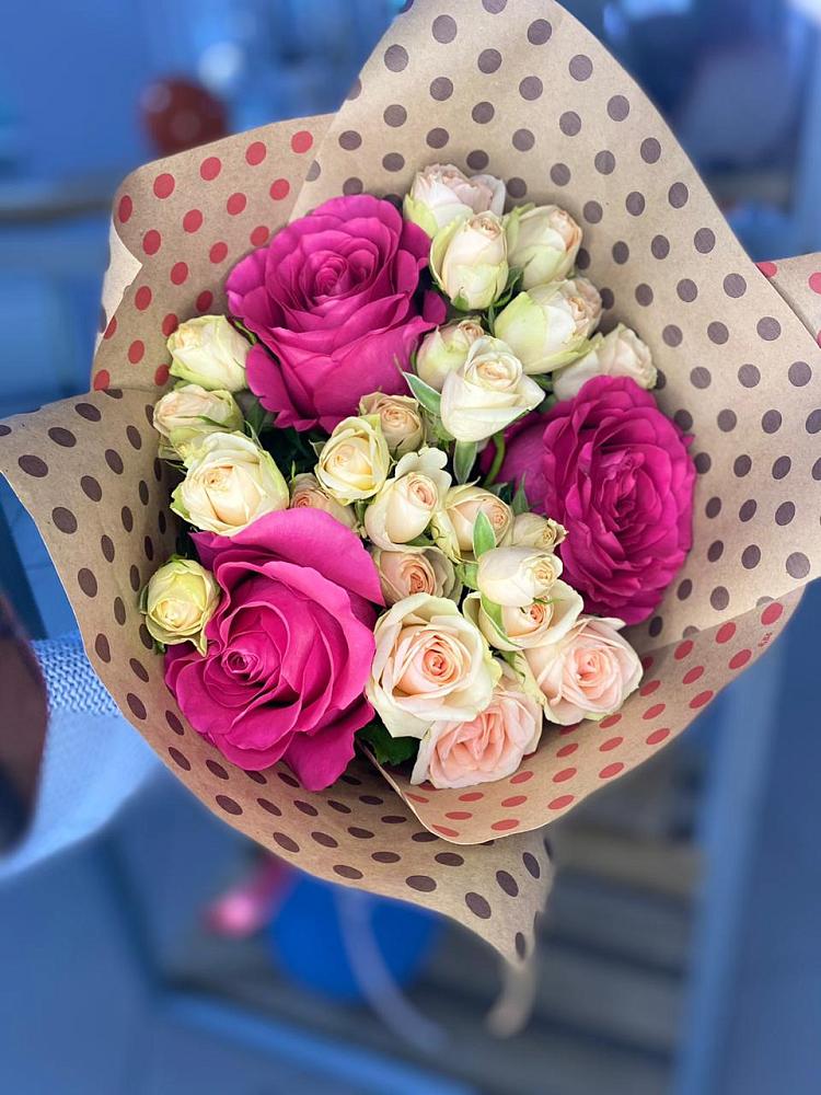 Букет цветов из: Розы в Лебяжьем Кировской области