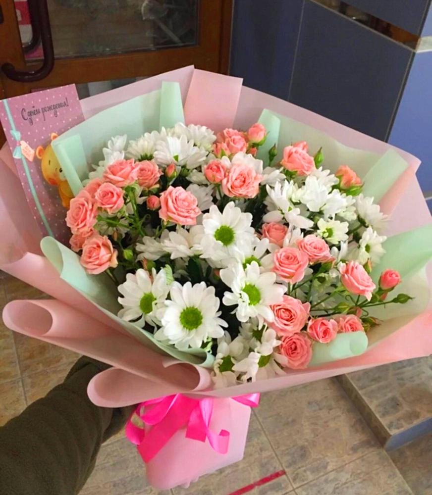 Букет цветов из: Розы и Хризантемы в Лебяжьем Кировской области
