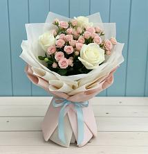 Букет цветов из:  Розы в Лебяжьем Кировской области