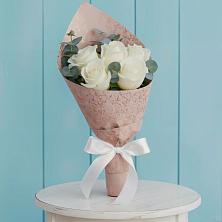 Букет цветов из:  Розы в Лебяжьем Кировской области