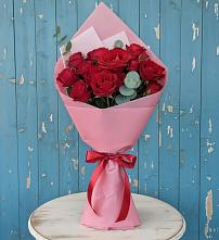 Букет цветов из:  Розы в Лебяжьем Кировской области