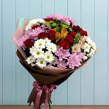 Букет цветов из:  Розы, Хризантемы и Альстромерии в Лебяжьем Кировской области