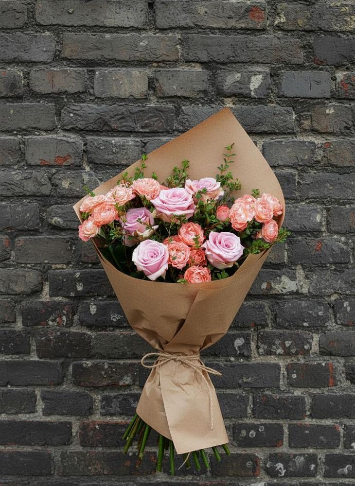 Букет цветов из: Розы в Лебяжьем Кировской области