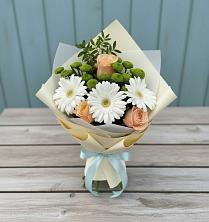Букет цветов из:  Герберы, Розы и Хризантемы в Лебяжьем Кировской области