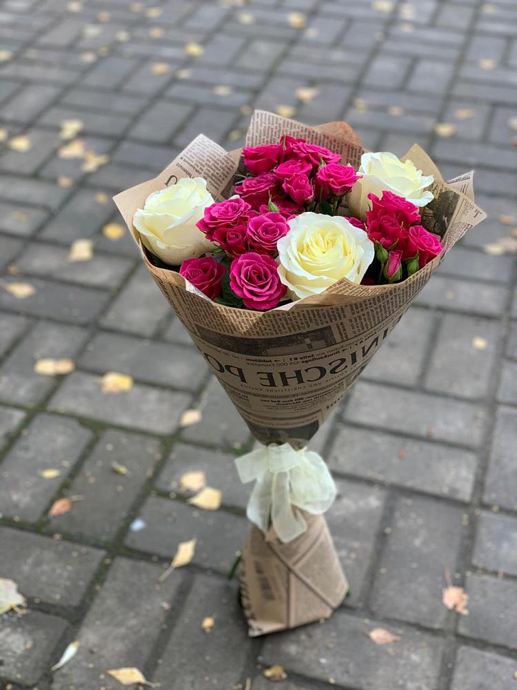 Букет цветов из: Розы в Лебяжьем Кировской области