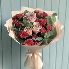 Букет цветов из:  Гвоздики и Розы в Лебяжьем Кировской области